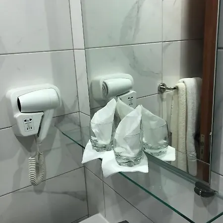Meteor Hotel 3*