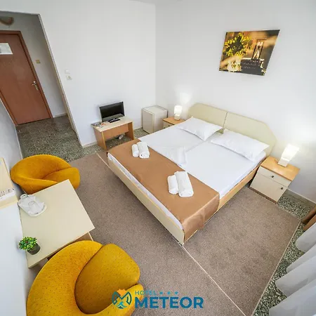 Meteor 3*